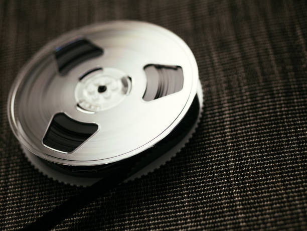 Kode KBLI 77220 Aktivitas Penyewaan Kaset Video, CD, VCD/DVD Dan&nbsp;Sejenisnya