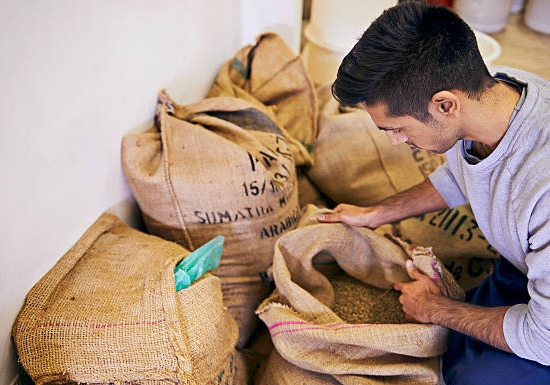 Izin Usaha dan Kode KBLI Industri Karung&nbsp;Goni