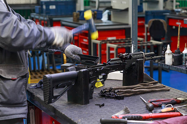 Izin Usaha dan Kode KBLI Reparasi Produk Senjata Dan Amunisi